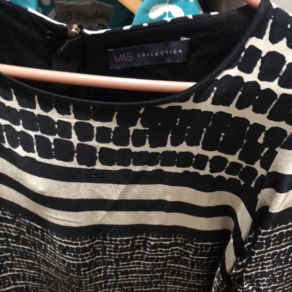 Vintage M&S Collection size small ladies mini silk/satin dress - Picture 3 of 3